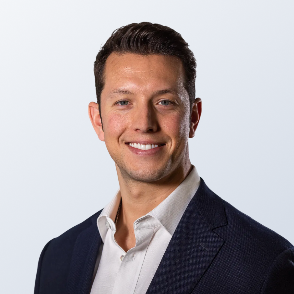 Ross Uhrich headshot